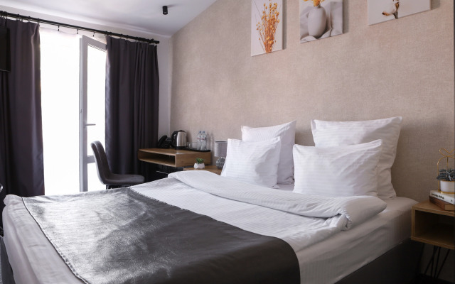Neozoom Hotel
