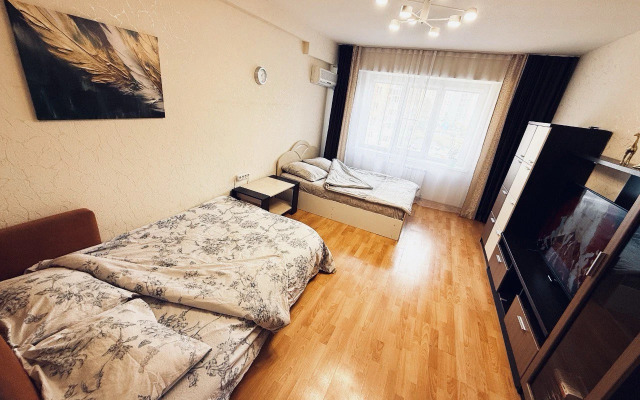 Na Petra Yermolaeva 1 Flat
