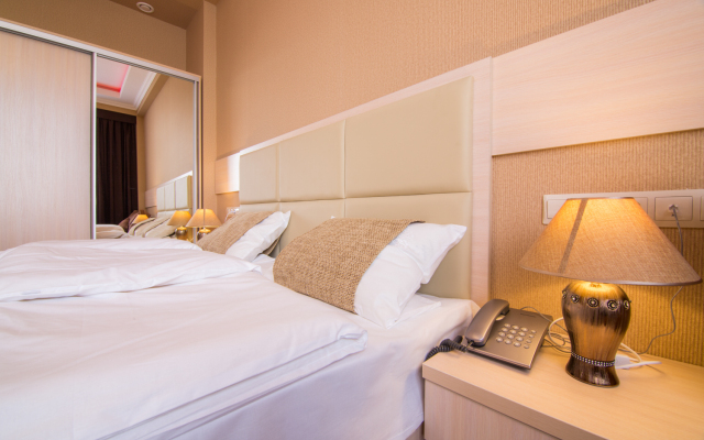 Grand Aero Guest House