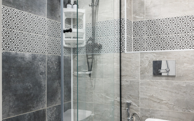 Kvartira U Arbate V Samom Tsentre Almaty Apartments