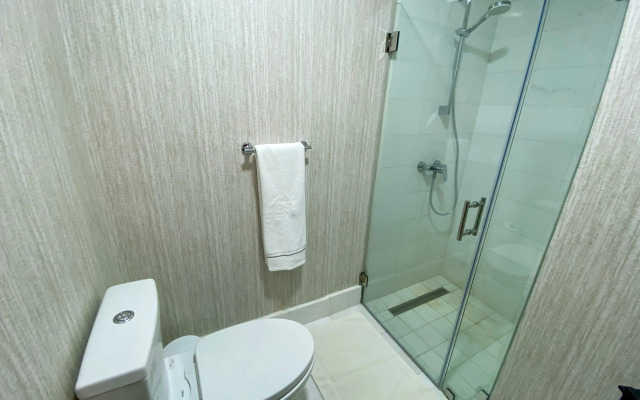 Monaco XII Apartments