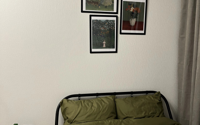Uyutnaya Studiya Ryadom S Fontanami Flat