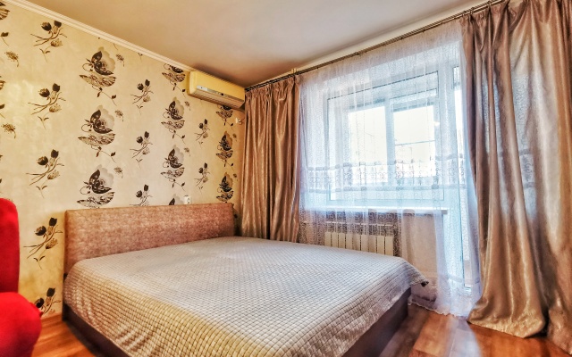 Yutno i tochka Dvushka Na Oktyabryskoy Flat