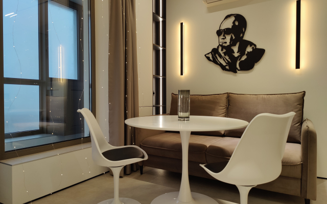 V Novom ZHK Biznes Klassa Golden City 8 Flat
