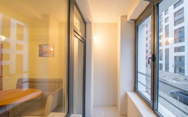 Апартаменты на площади Восстания