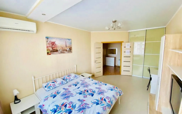 Квартира Уютная в центре Дубового