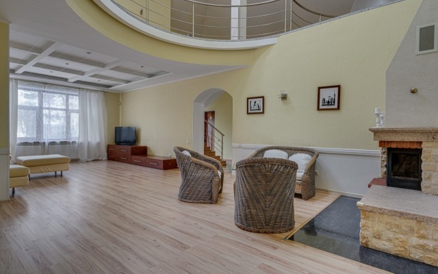 Glukhovo Private House