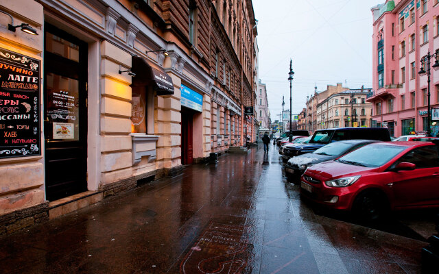 Feelathome Apartments on Nevsky