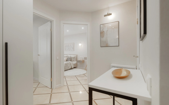 Magiya Sveta V Tsentre Rostova Flat