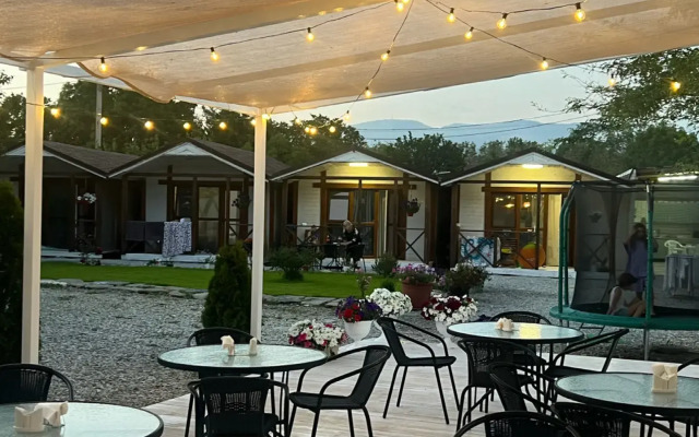 Domiki Na Parusnoy Villa