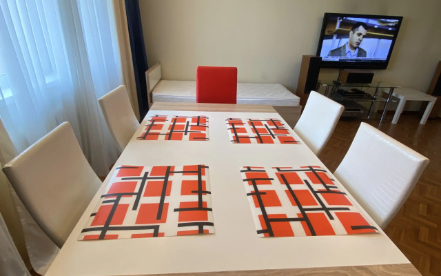 Квартира 3 Комнаты Кондиционер Диван 5 Кроватей до 8ми Гостей