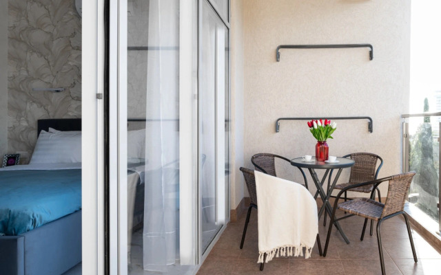 Апартаменты Red Apartments Светлана Парк Жаклин