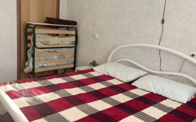Квартира Двухкомнатная в Цeнтре Горoда Cлюдянка