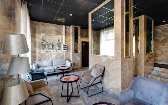 Komfortabelnie U Metro Okruzhnaya Apartments