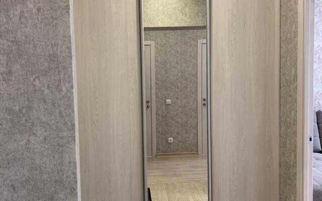 Na Ulitse Stroiteley 20A Flat