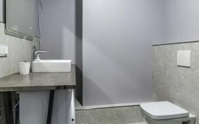 Квартира -студия Декабристов 20