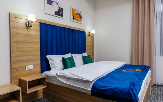 Royal Sebzor Expo Hotel