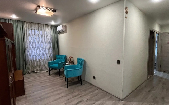 Trekhkomnatnye Apartamenty Lyuks Telmana 42B Apartments