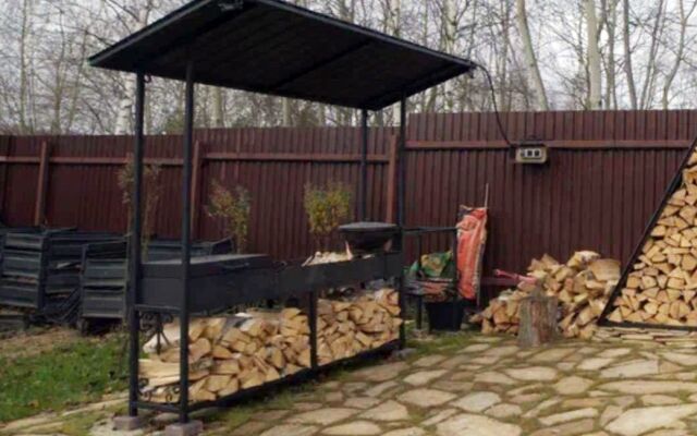 Privat House v Poselke Velikie Ozyora
