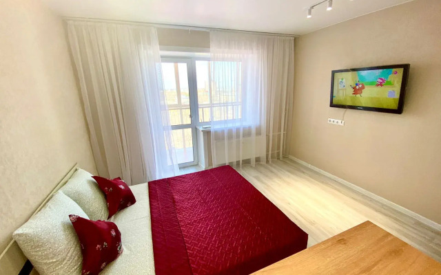 Апартаменты с балконом у Аэропорта