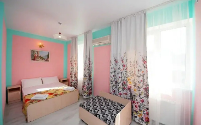 EdiRoz na Kryimskoy Guest House