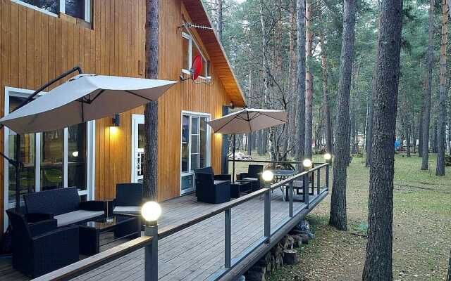 База отдыха Forest Cottage (Форест Коттедж)