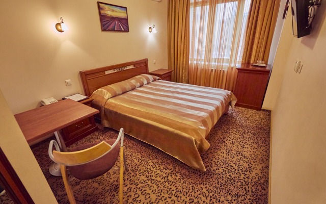 Le Vashoff Hotel