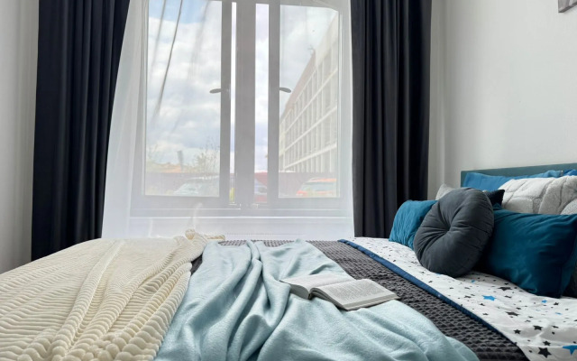 Квартира Двухкомнатная просторная и уютная ArtApart