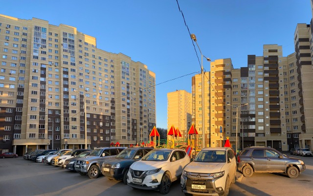 Na Ulitse Dmitriya Mihajlova 1 Apartments