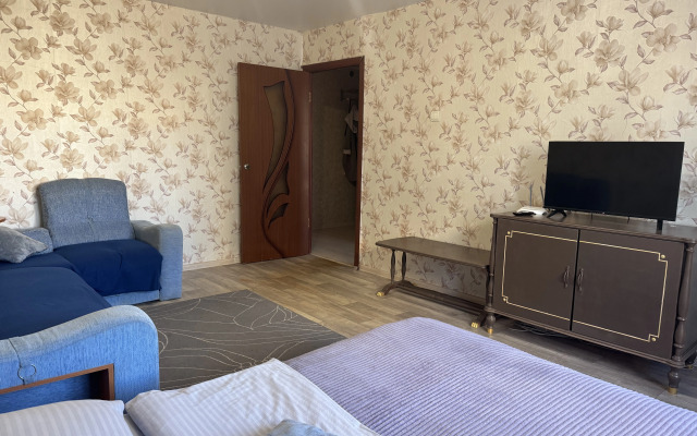 Квартира Удобный 2 Этаж на Горького 21