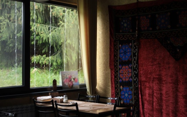 Guest house Zhyluu Suu
