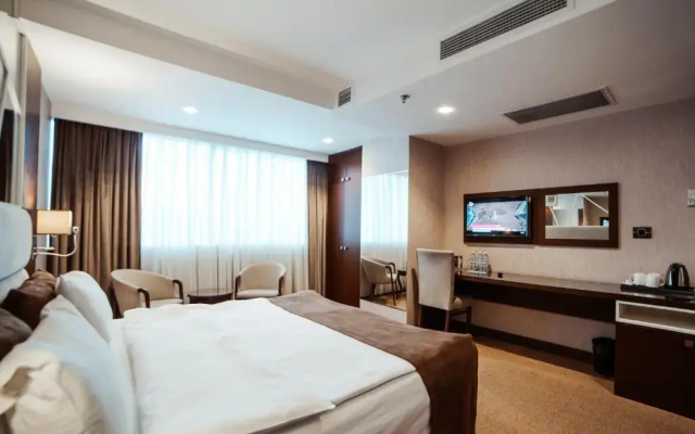 Diamond Hotel
