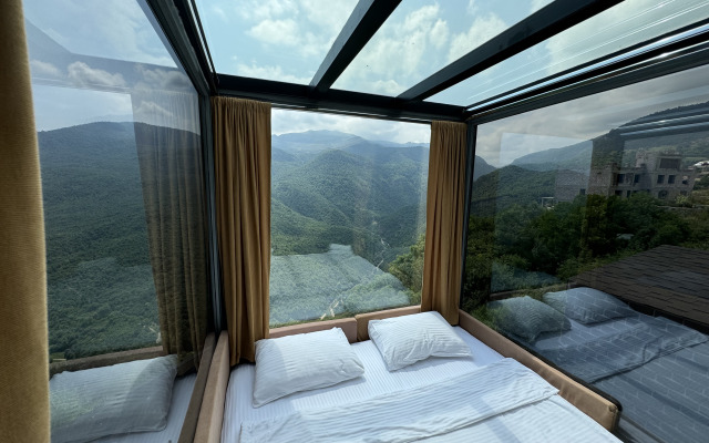 Hotel Lost In Sky
