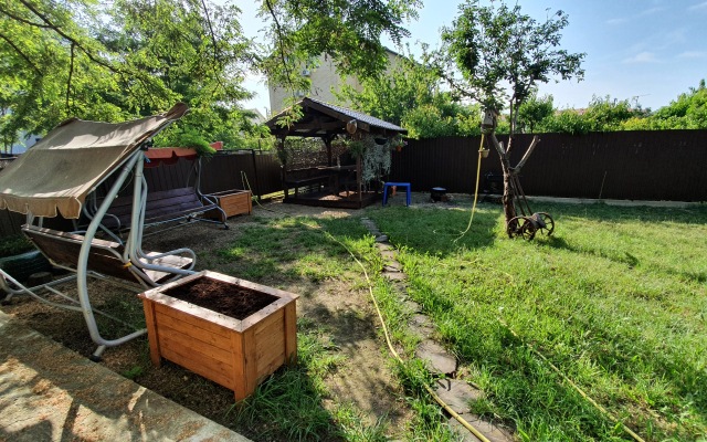 Oksana Guest House