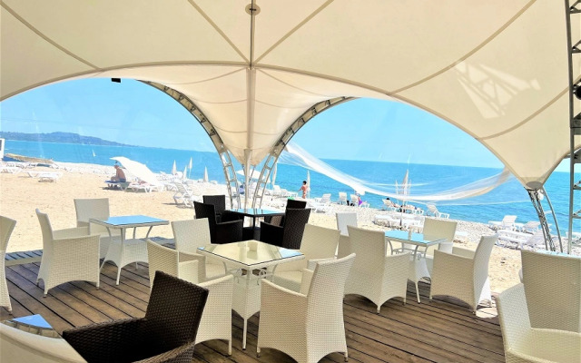Vodopad Hotel