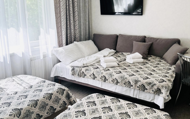 Comfortable studio on Vzletka flat