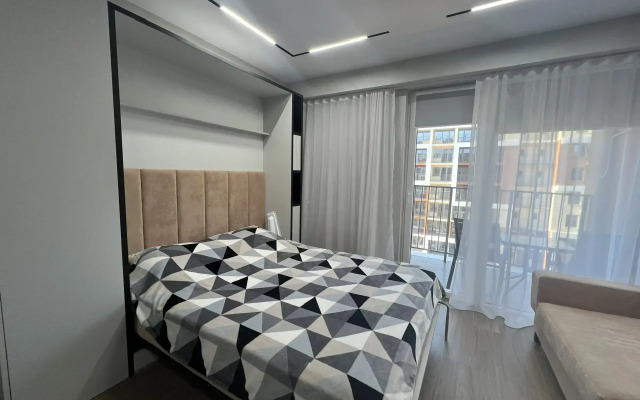 Квартира студия у моря с панорамным окнами