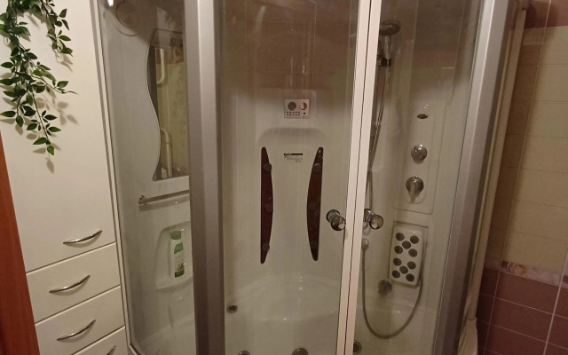 Chayka House na Volzhskaya Naberezhnaya d.21 Apartments