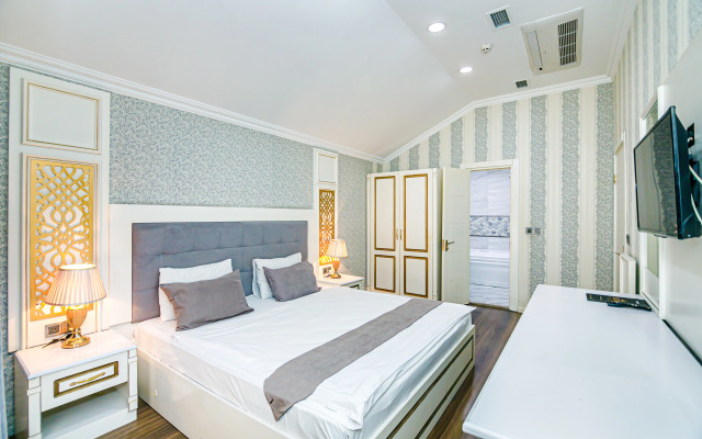 Maris Baku Hotel