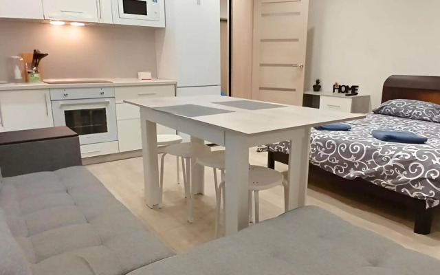 Usady Studiya Flat