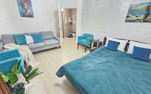 Квартира Теплый Берег в отличном доме