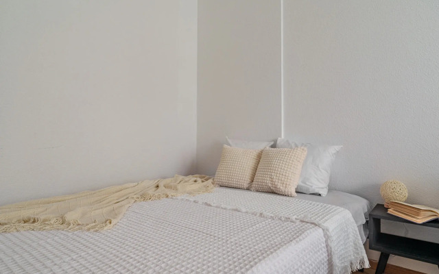 Na Naberezhnoy 1G Flat