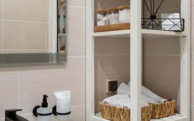 Stilnye Apartamenty S Vidom Na Park Flat