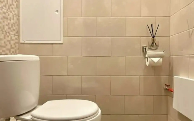 Квартира Живи Тут 89