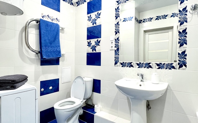 U Kremlya I Chashi Flat
