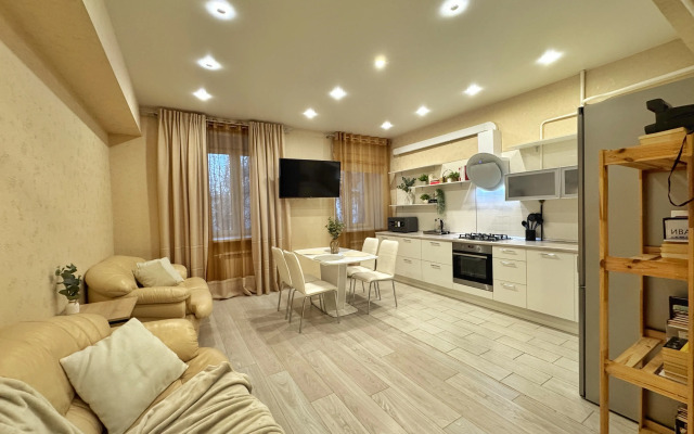 Апартаменты Уютные 2к апартаменты 4 человека на Набережной в Центре