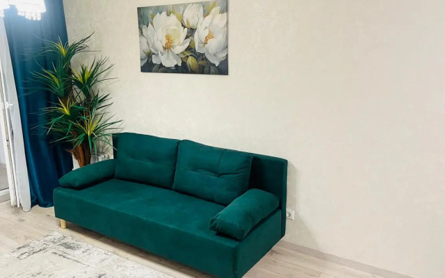 S lyubovyu Flat