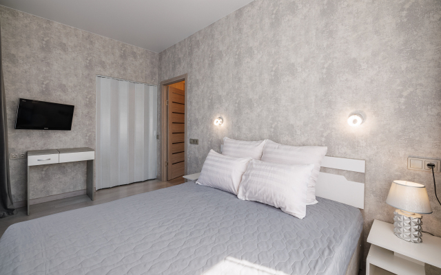 Na Prospekte Lenina 111a Flat