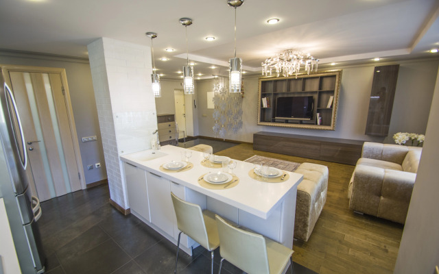 Апартаменты на Победителей 39