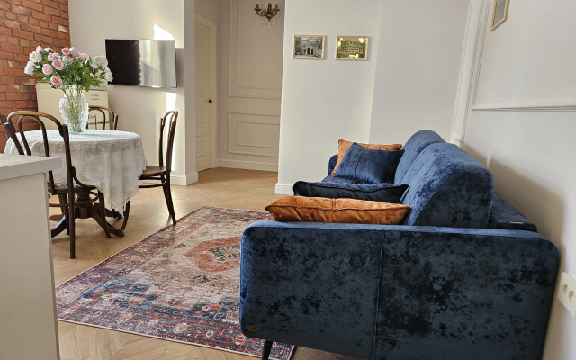 Dokhodny dom Istomina Flat